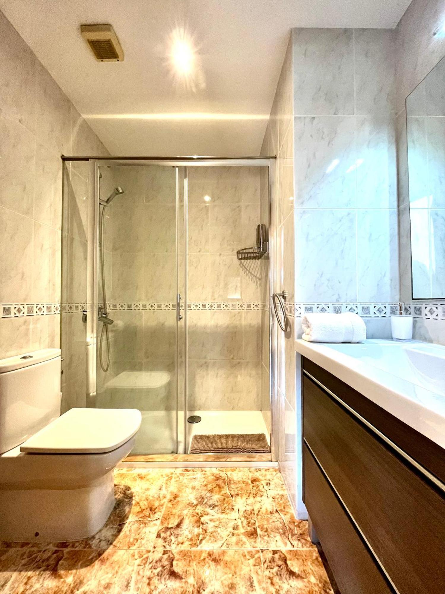 Amplio Apartamento, 5 Camas Сант Естеве Сесровирес Екстериор снимка
